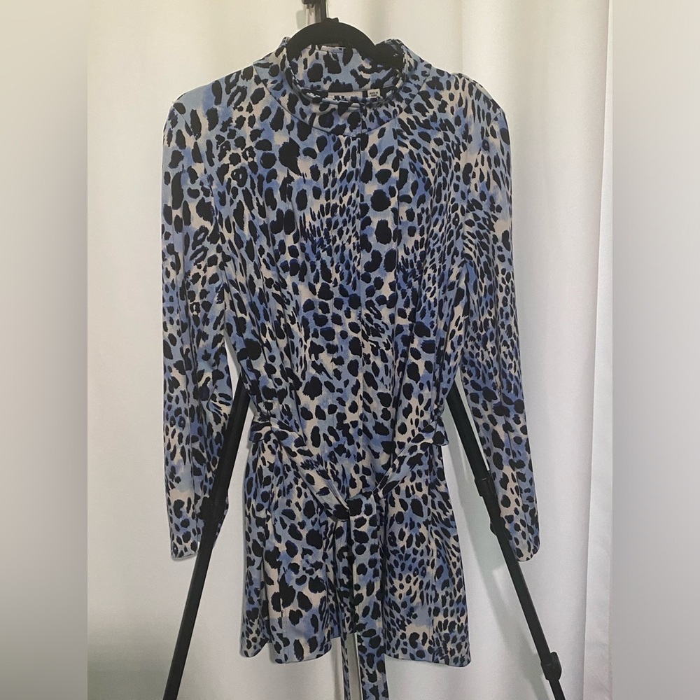 Susan Graver Jacket, Blue and Black Animal Print Lightweight Jacket, Size XL